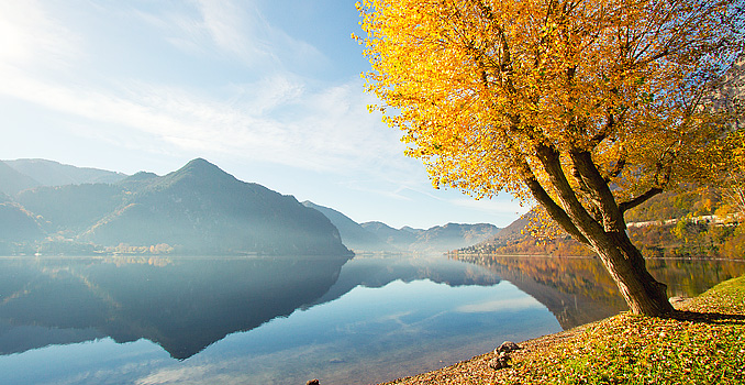 Bild zeigt den Idrosee.